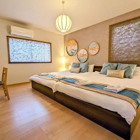אוסקה Tsukiyume Kan - House With Parking, 10Mins To Usj, Tennoji, Namba מראה חיצוני תמונה