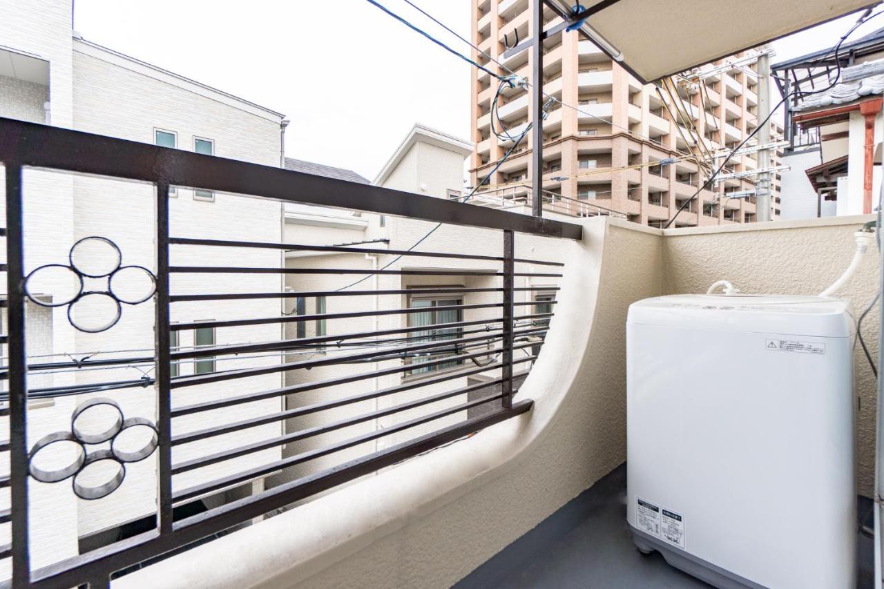 אוסקה Tsukiyume Kan - House With Parking, 10Mins To Usj, Tennoji, Namba מראה חיצוני תמונה