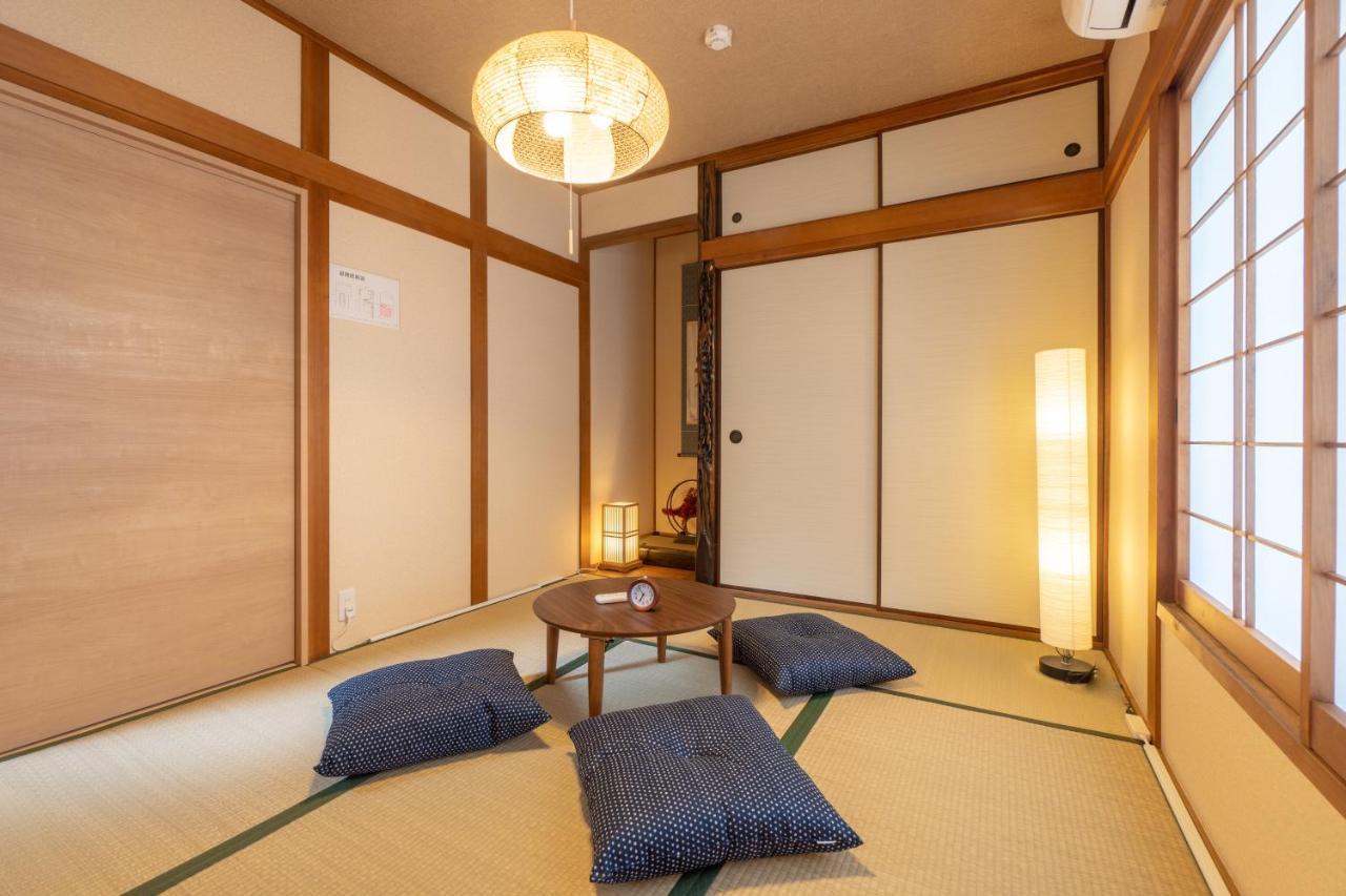 אוסקה Tsukiyume Kan - House With Parking, 10Mins To Usj, Tennoji, Namba מראה חיצוני תמונה