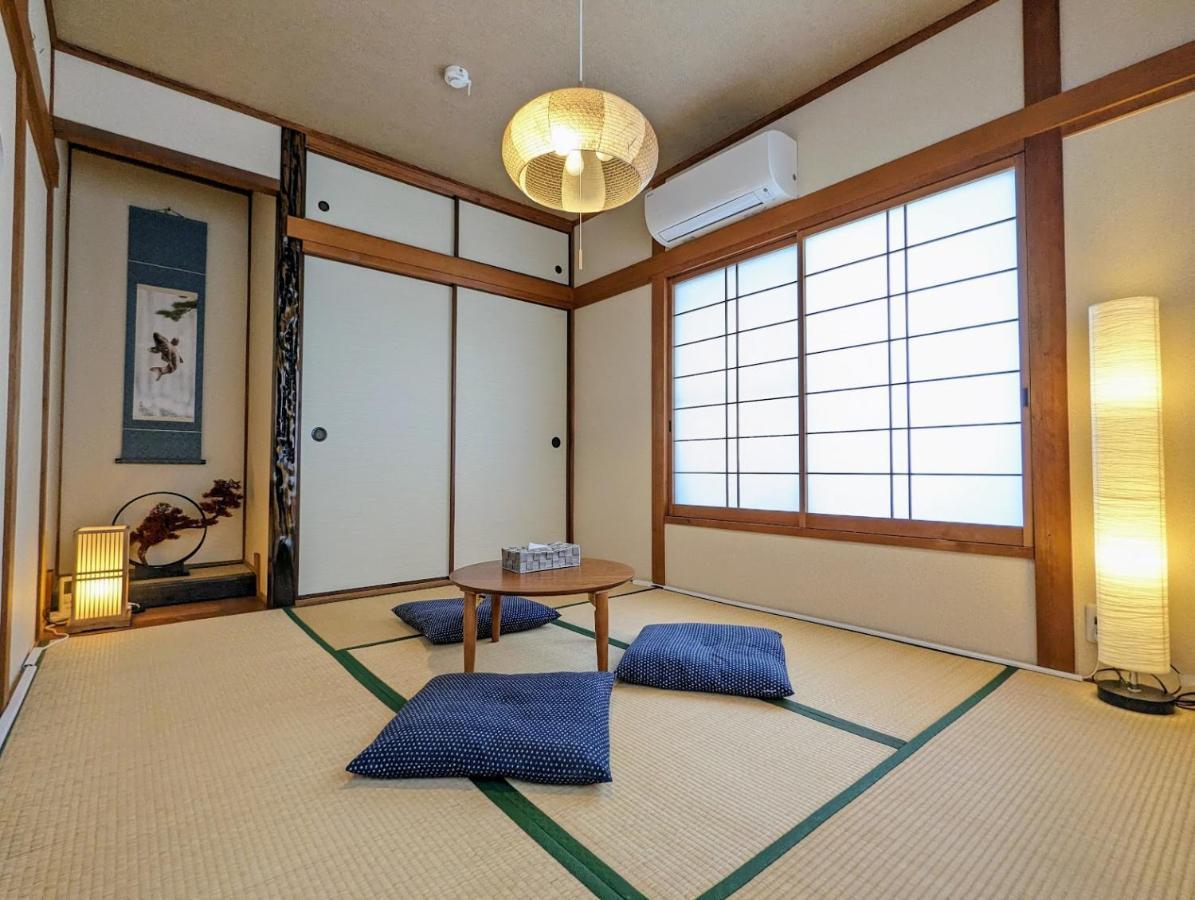 אוסקה Tsukiyume Kan - House With Parking, 10Mins To Usj, Tennoji, Namba מראה חיצוני תמונה