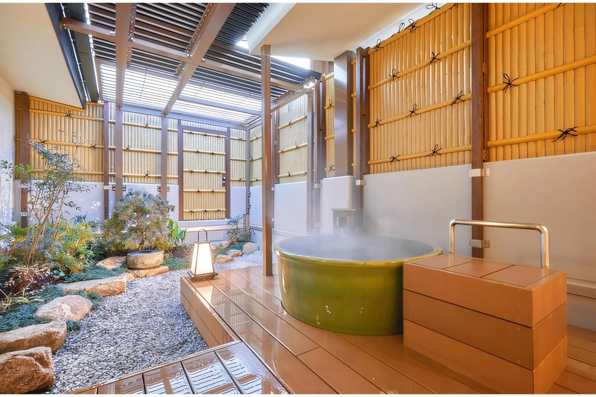 אוסקה Tsukiyume Kan - House With Parking, 10Mins To Usj, Tennoji, Namba מראה חיצוני תמונה